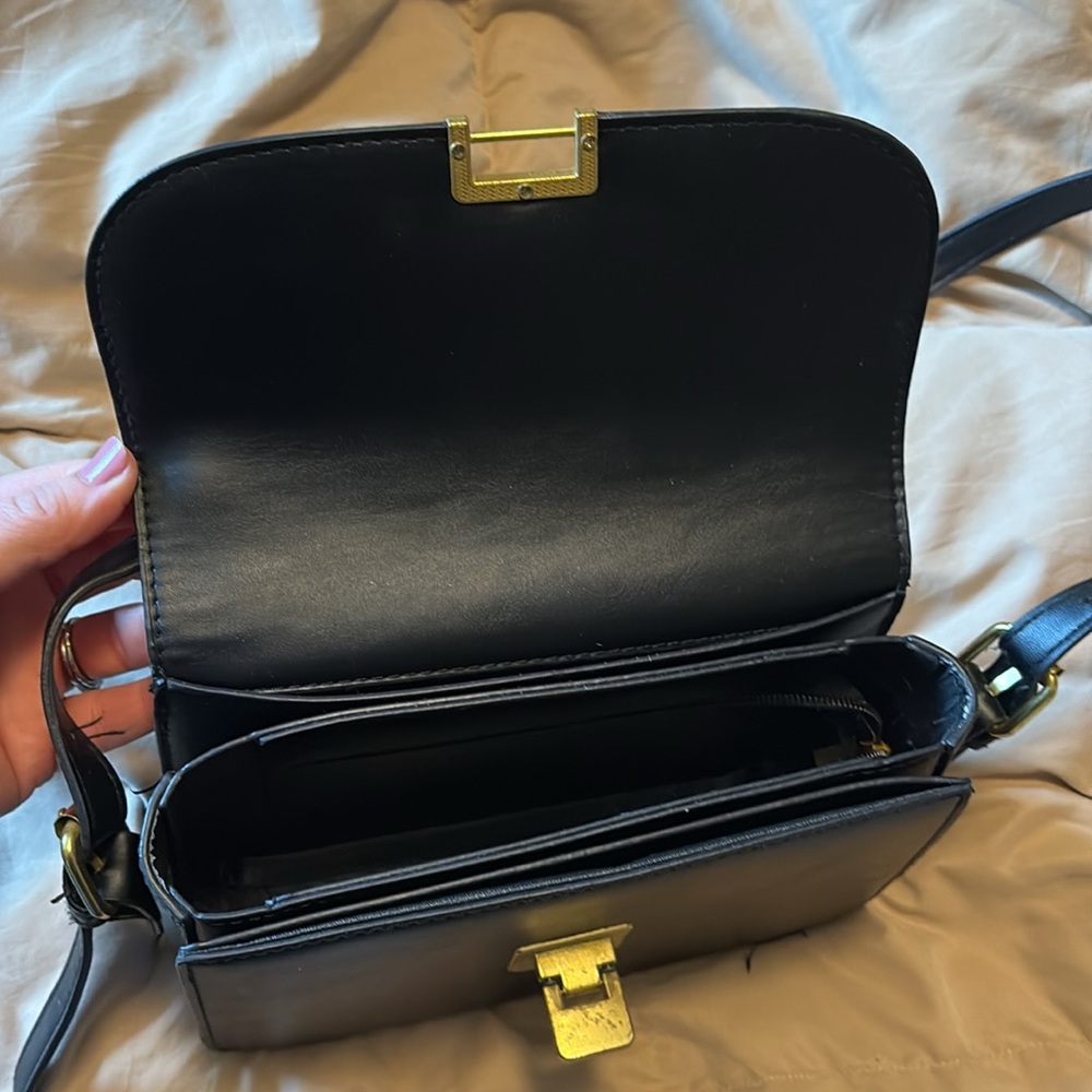 Purse - Picture 3 of 3